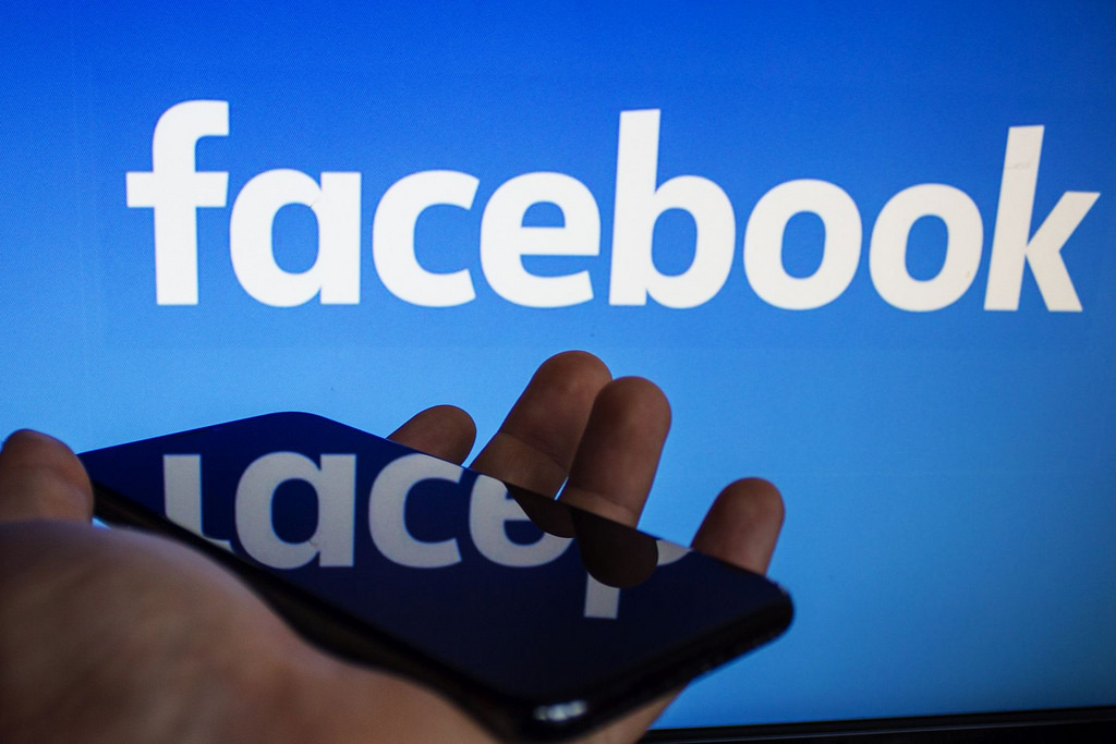 Facebook Logo
