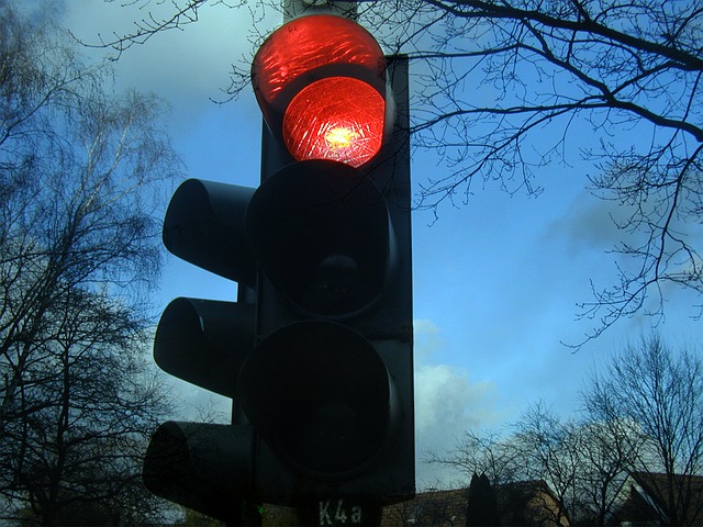 Google's VP of Engineering, Yossi Matias, discusses AI and climate crisis in Africa 1 traffic lights 242323 640