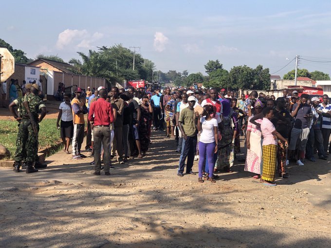 Burundi shuts down social media amidst tense presidential elections