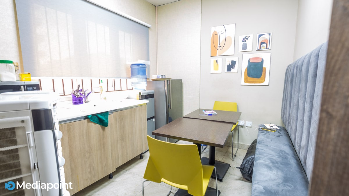 hub one office tour 66