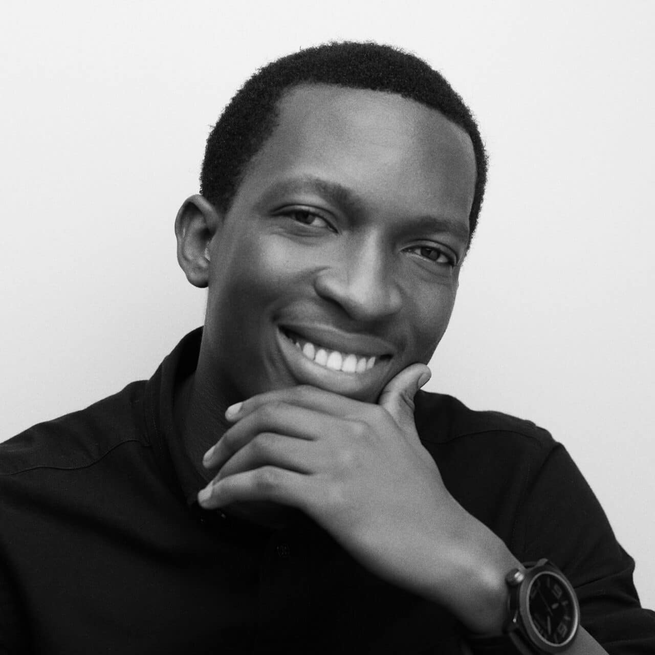 Shola Akinlade