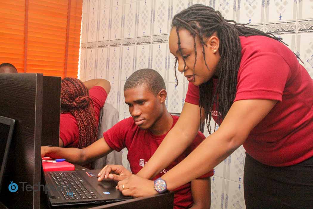 accounting hub (3 of 9)