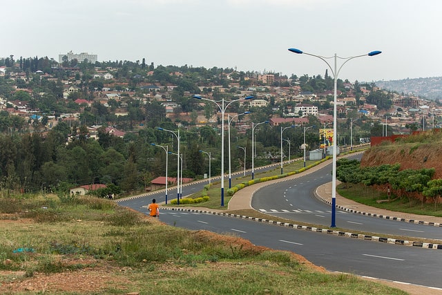 With the promise of high-speed Internet from space, can Elon Musk’s Starlink decongest African cities? 2 rwanda roads