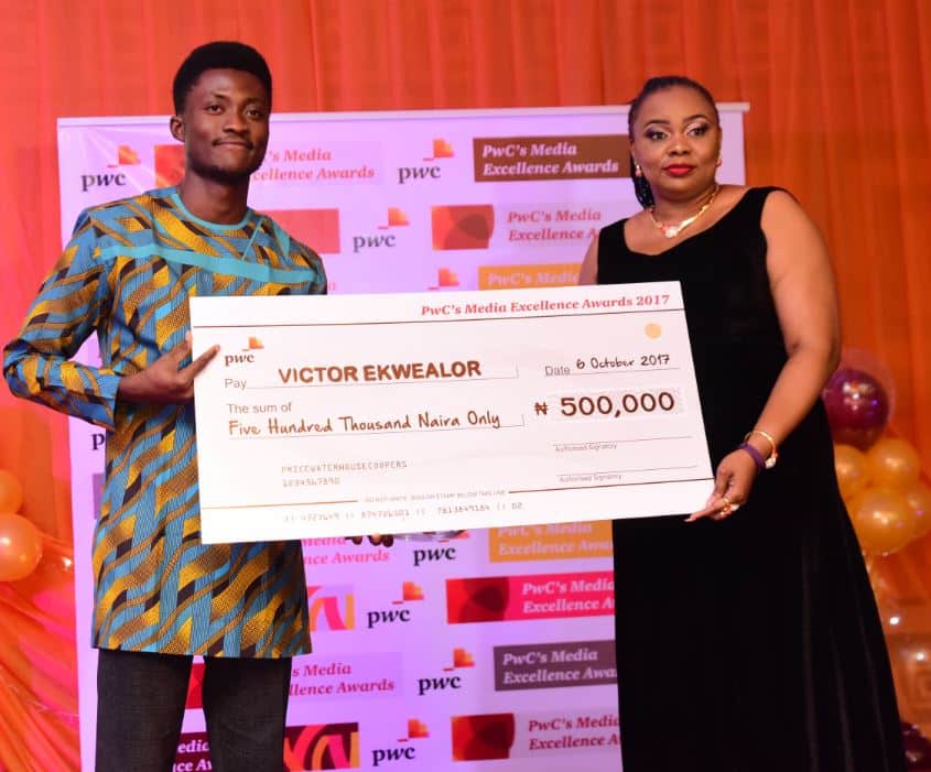 Techpoint's Victor Ekwealor emerges victorious at PwC Media Excellence Awards 2017 2 victor ekwealor pwc award