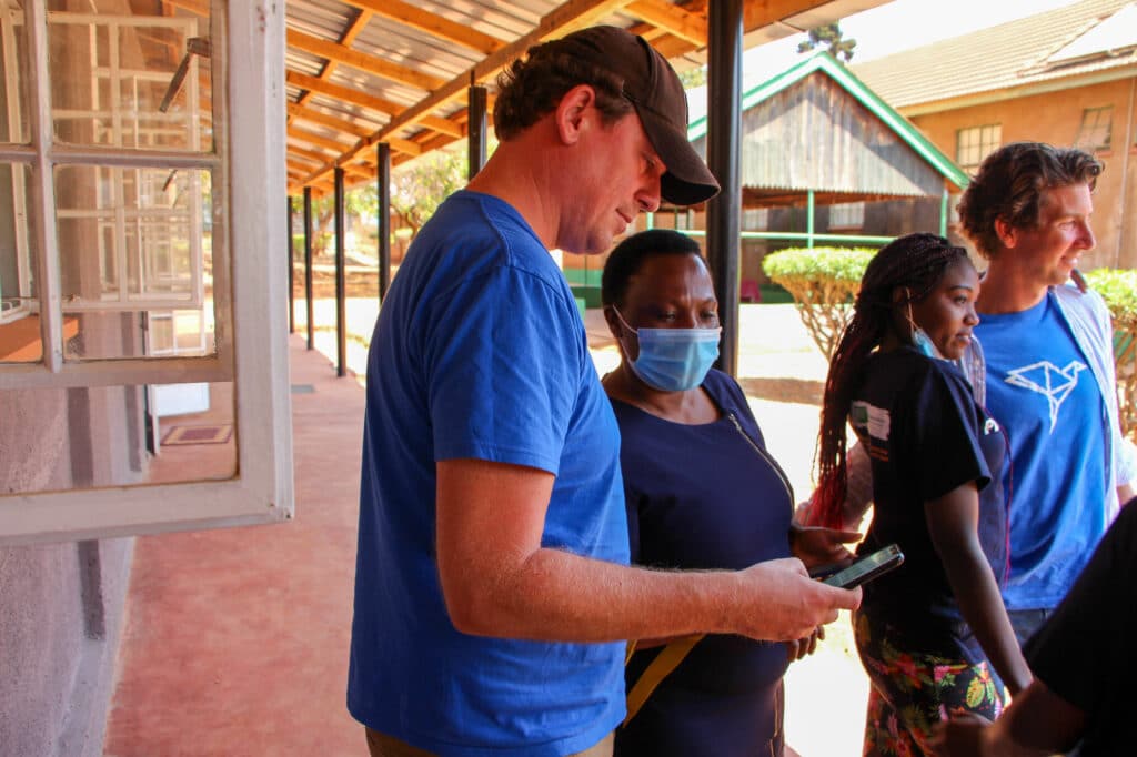 Blockchain-powered insurance: How Etherisc is insuring Kenyan farms against bad climate 4 Etherisc team with Keyan locals