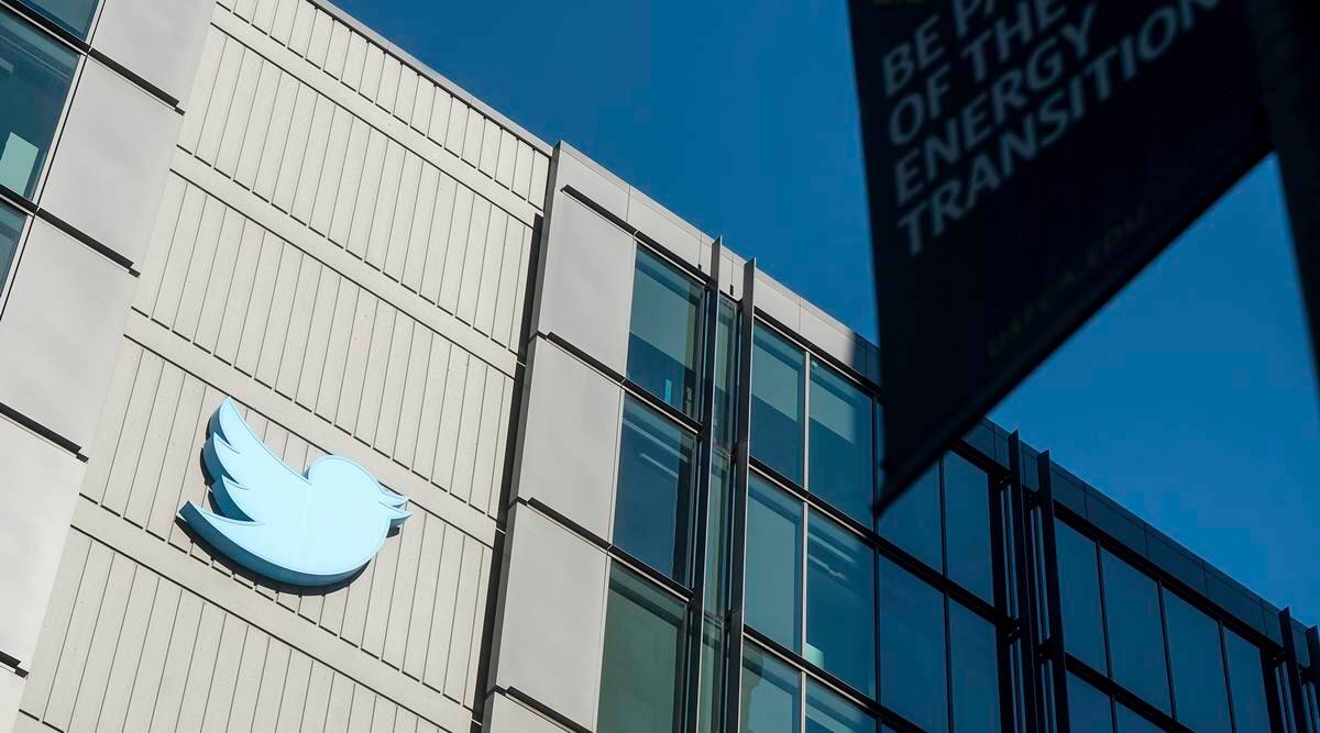 Twitter to remove legacy checkmarks starting April 1, 2023