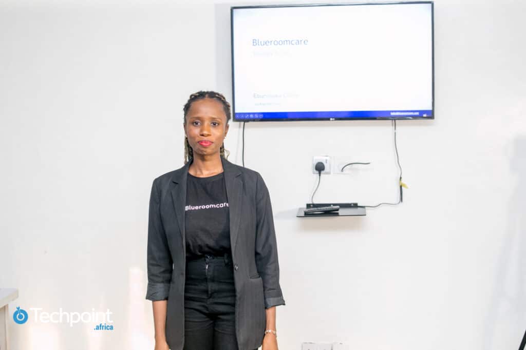 And it's a wrap! Here's all you missed at the December edition of Pitch Friday 2 Ebunoluwa Collins pitching Blueroomcare at Pitch Friday