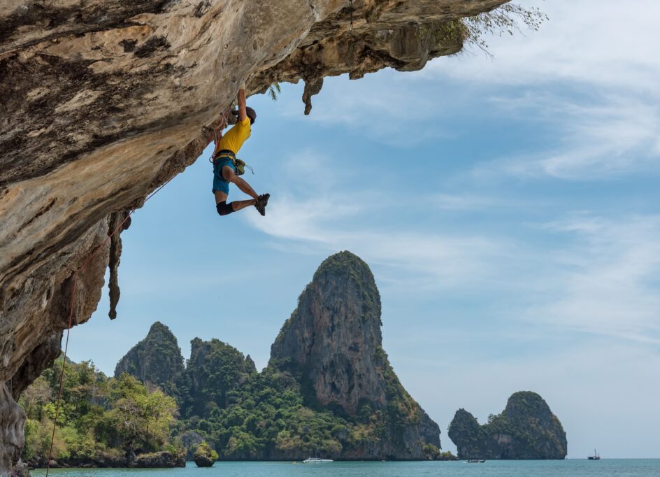 From continued capital crunch to shortage of IT talent, what does 2023 hold for African startups? 7 hu chen FZ0qzjVF c unsplash 1