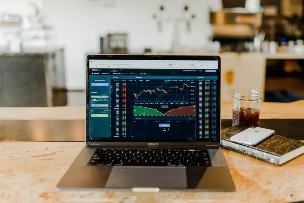Buy Now, Pay Later vs Save-to-Pay-Later: Which is better for Nigerian Consumers? 4 austin distel DfjJMVhwH 8 unsplash
