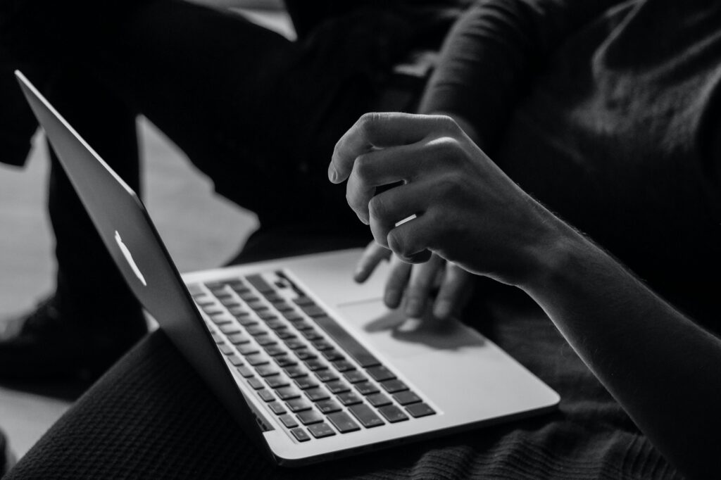Data Wars 2022: Nigeria's mobile Internet space needs more competition 1 sergey zolkin UeY8aTI6d0 unsplash 1