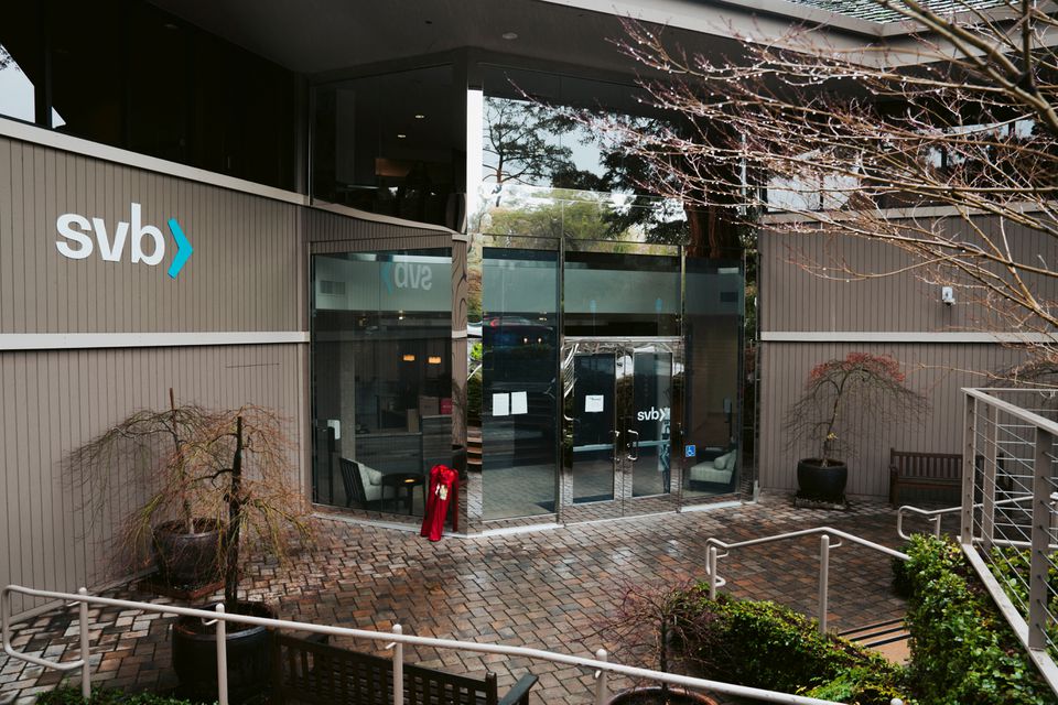 Signature Bank shuts down following Silicon Valley Bank's closure 1 The main entrance of Silicon Valley Bank is pictured in Menlo Park, California, U.S.