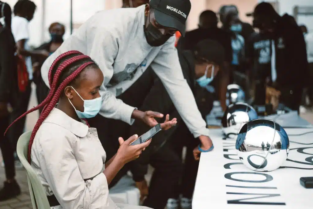 Why are Kenyans scanning their eyes for $50? 11 questions about Worldcoin answered 3 d115e93d c189 4803 940b 16d65085e64f field kenya nairobi 03