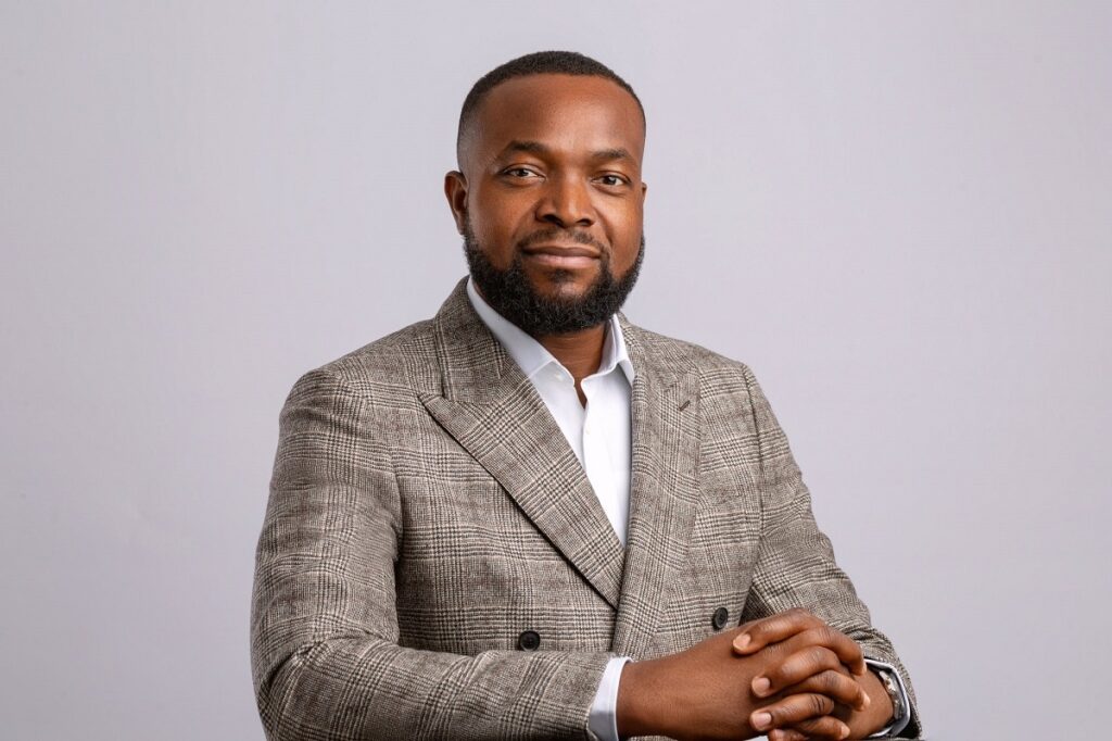 Telcos in South Africa to pay outstanding auction fees by October 1 Bosun Tijani