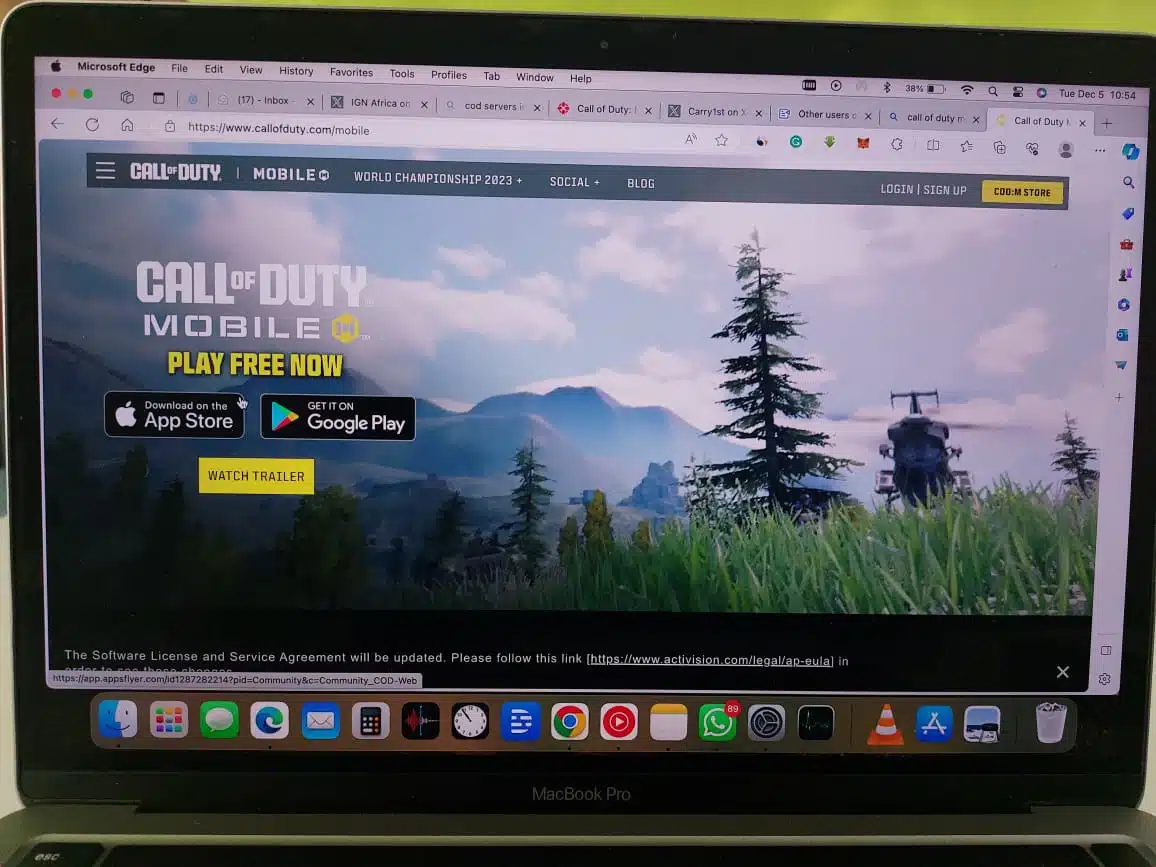 A picture of a laptop with the Call of Duty: mobile website on its screen.