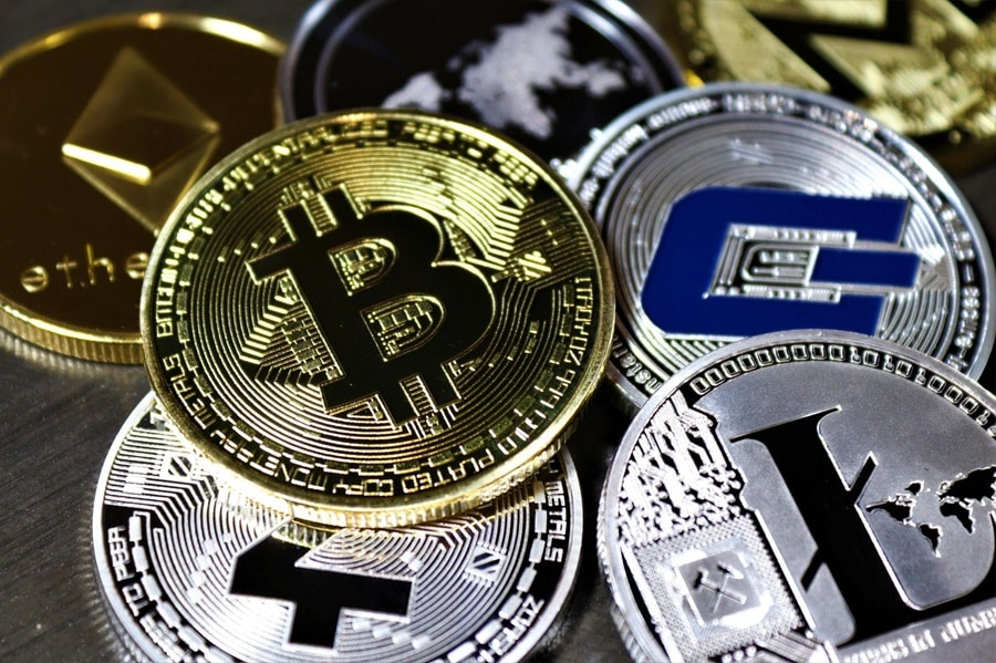 Moniepoint, Paga to block accounts of customers involved in crypto trading