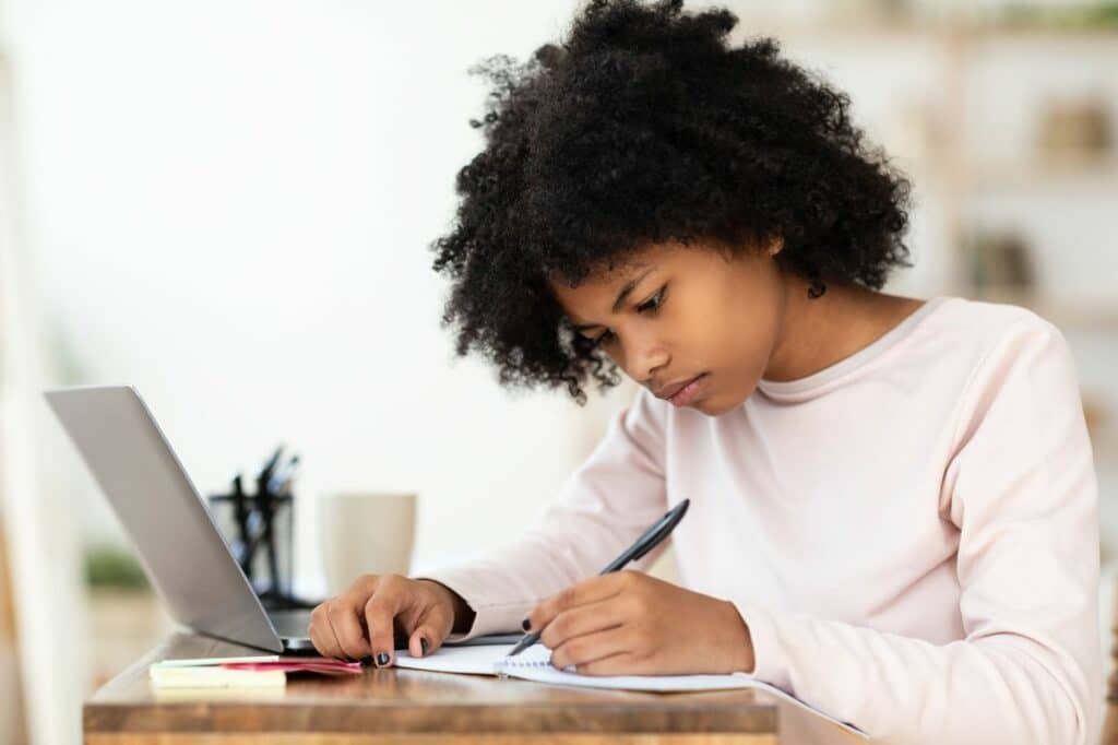 8 best online businesses in nigeria 2 freelance writing