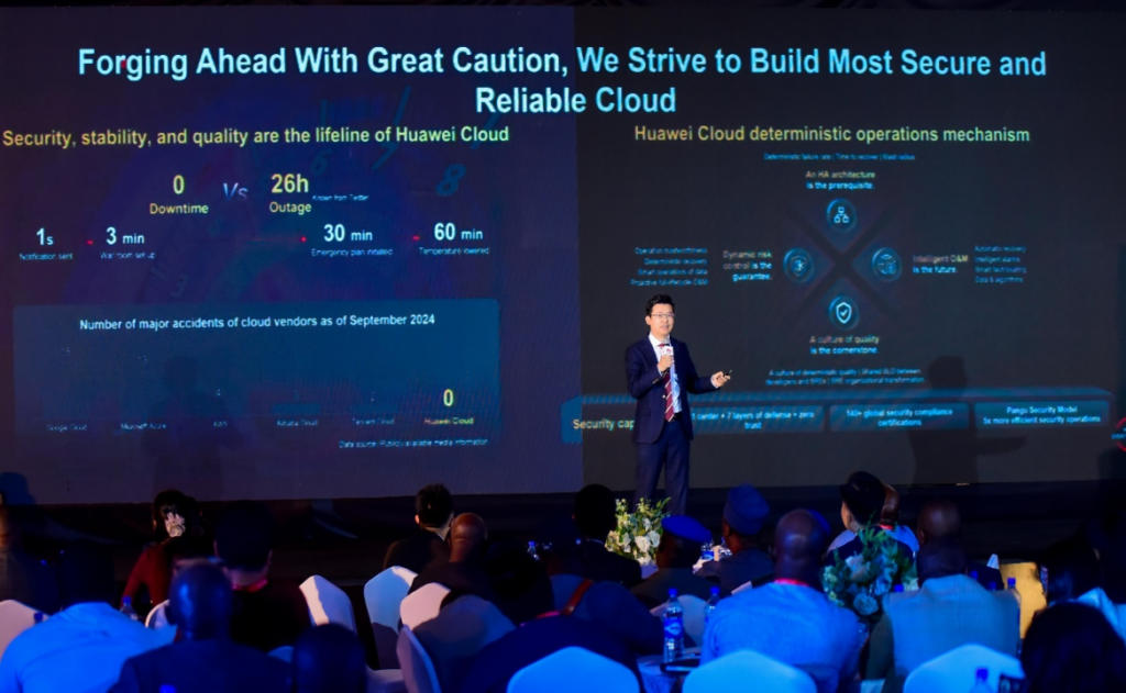Huawei Cloud becomes the first company to launch hyperscale public cloud for Nigeria, accelerating digitization in West Africa with industry AI. 3 hu4