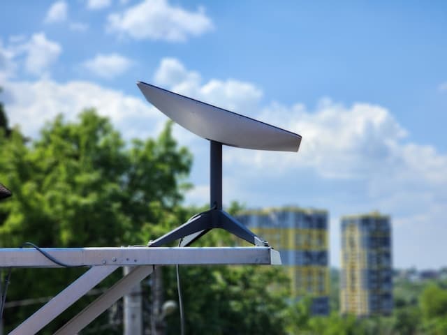 No NIN, No credit: FG rolls out new policy 3 A Starlink kit facing the sky
